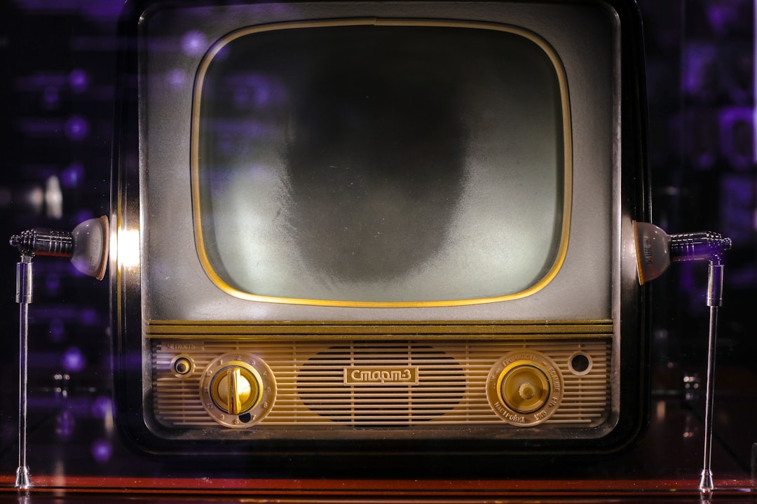 JONHTV对比主流品牌电视:谁才是影视娱乐的性价比之王?