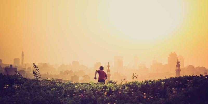 JONHTV电视搭配Soundbar与回音壁完全配置指南：解锁影视娱乐与在线电影的沉浸式音效