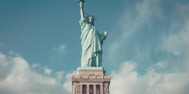 禅意设计赋能安全观影：JONHTV电视儿童模式与家长控制全解析